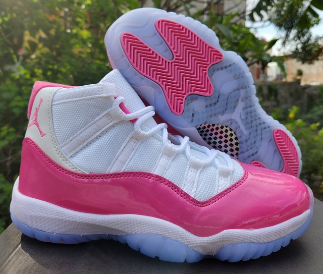 Air Jordan 11 Retro Valentines Day